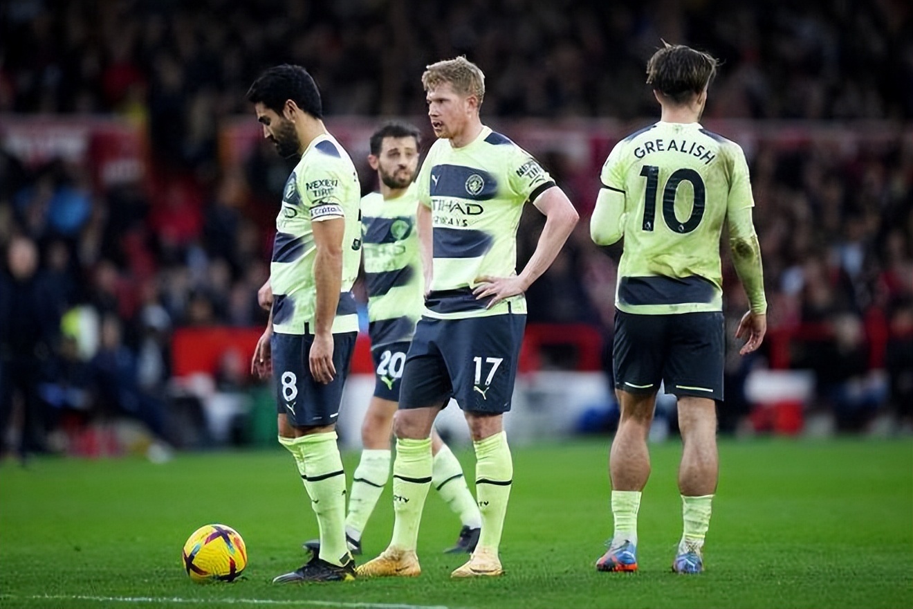 澳超战报：索耶点球梅开二度，麦克阿瑟2-1逆转布里斯班狮吼（澳超：索耶两度点射建功，麦克阿瑟2-1逆转布里斯班狮吼）