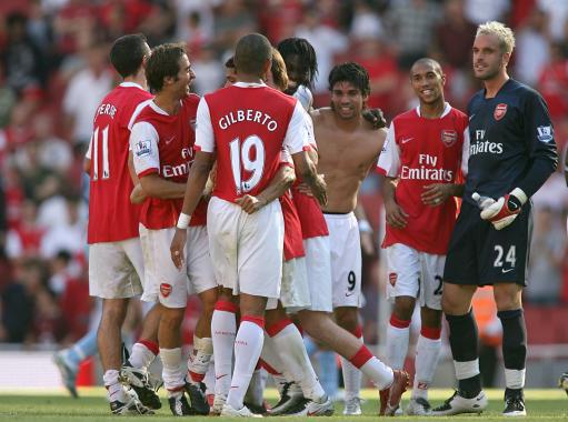 仅次于拉莫斯和魔笛，佩里西奇是欧冠打入点球第三年长的球员（佩里西奇位列欧冠点球进球年长榜第三，仅逊拉莫斯与莫德里奇）