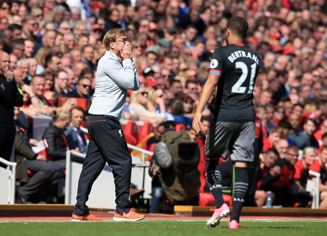 追梦：鉴于字母哥所做的一切，雄鹿应该助他前往能争冠的队伍（追梦认为：鉴于字母哥的贡献，雄鹿应助其加盟冲冠球队）