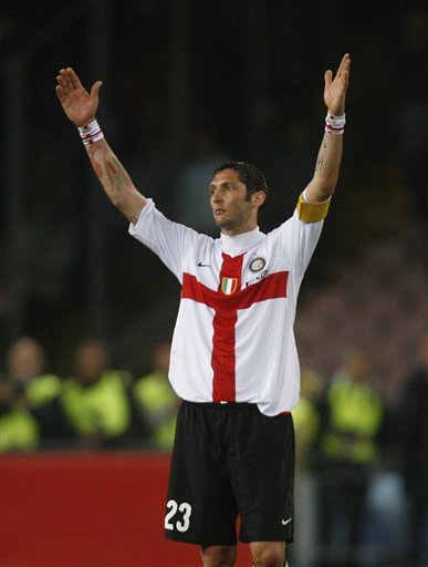 2011年至今欧冠门将失误丢球榜：诺伊尔10次居首，奥纳纳在列（自2011年至今欧冠门将失误致丢球排行榜：诺伊尔以10次领跑，奥纳纳上榜）