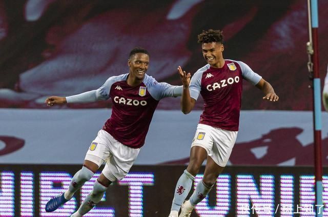 斯内德：穆帅对我而言就像父亲，贝尼特斯来国米的时机不对（斯内德：穆里尼奥如父亲般存在，贝尼特斯执教国米时机不合适）