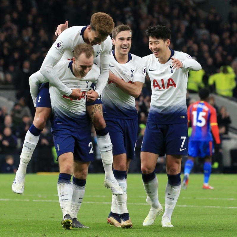 足球英足总宣布新规，严惩假摔行为引关注（英足总推出新规：严罚假摔行为引发热议）