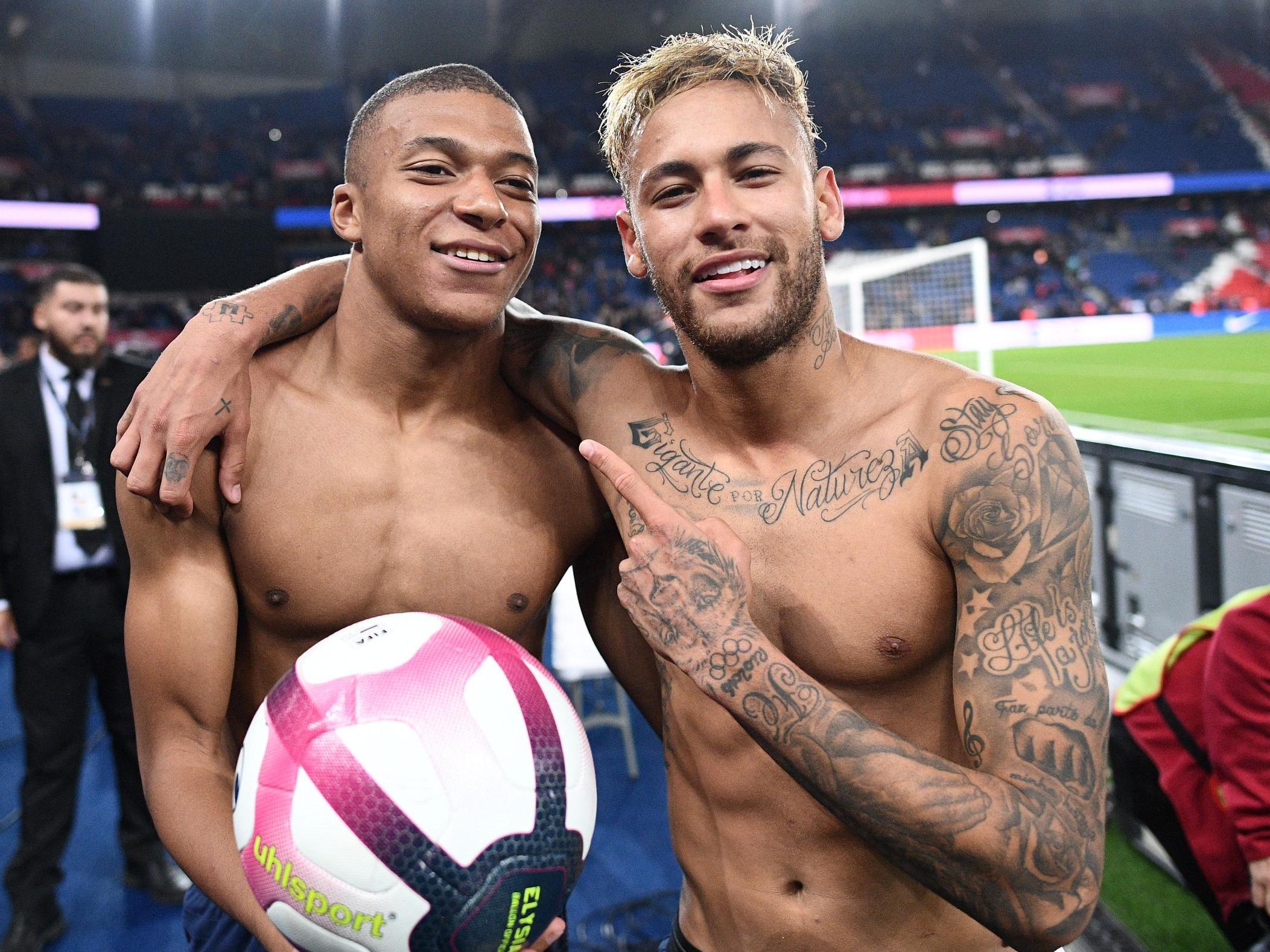 埃迪-豪：我们对阵曼联的战绩还不错，但曼联比上赛季强很多（埃迪-豪：对曼联战绩不俗，但他们比上赛季强了很多）