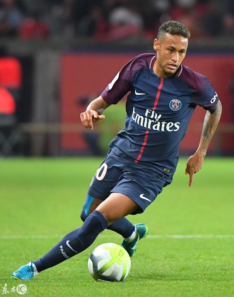 樊振东凭啥圈粉？王涛不教打球教做人，低调中的伟大！（樊振东何以圈粉无数？王涛重做人胜过教球，低调亦显伟大）