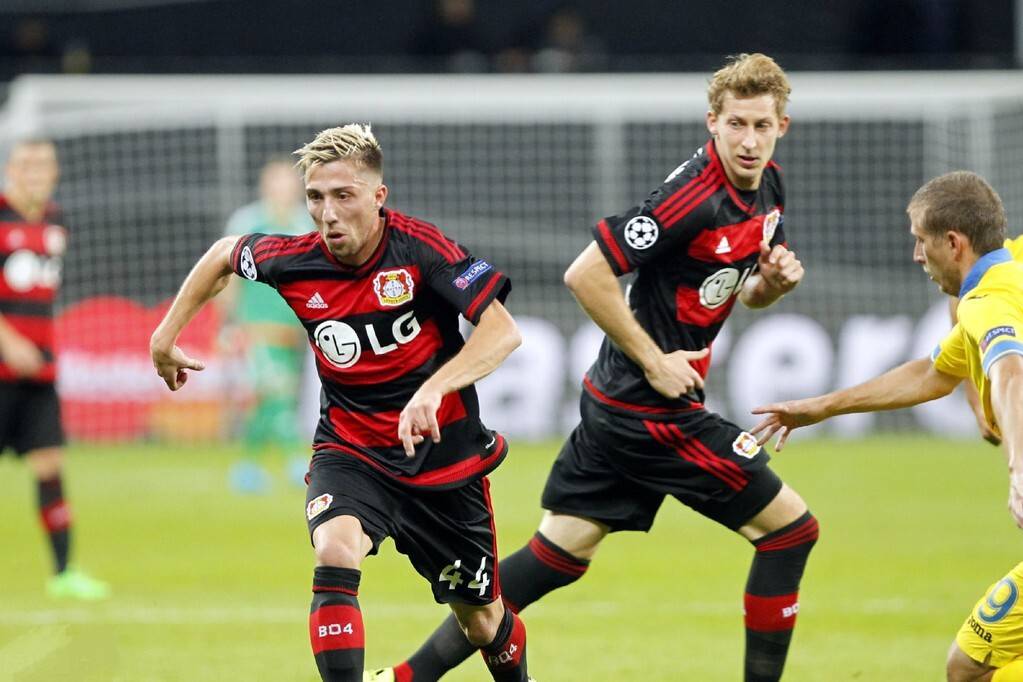 迪亚斯：希望J罗能一直留在国家队，世界杯战葡萄牙目标拿3分（迪亚斯：盼J罗长期留队，世界杯对葡萄牙力争全取三分）